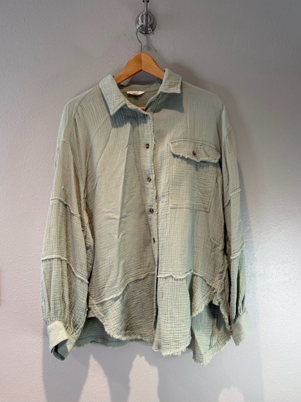 Easel Sage Green Textured Button Down Size Large